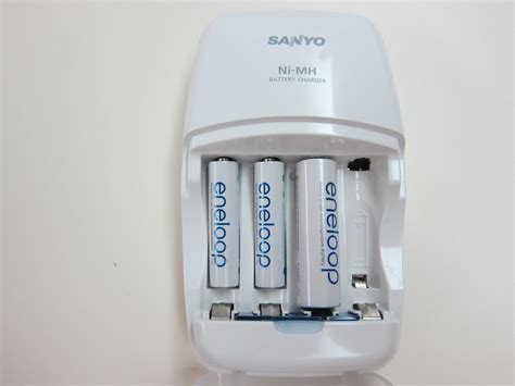 Sanyo Eneloop Rechargeable AAA Battery Pack HR-4UTGB4TM « Blog ...