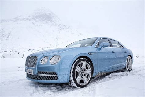 Photo of the Day: Sky Blue Bentley Continental Flying Spur in St ...