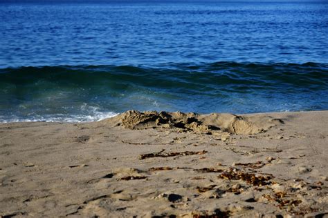 Ocean Waves Background Free Stock Photo - Public Domain Pictures