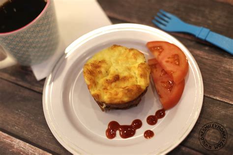 Egg Omelet Muffins {Recipe} - OneSmileyMonkey.com