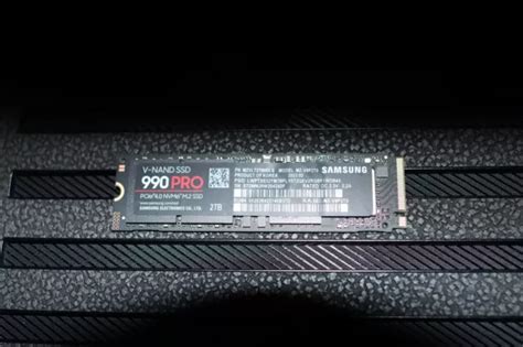 SAMSUNG 990 PRO SSD 2TB PCIe 4.0 M.2 Internal Solid State Drive ...