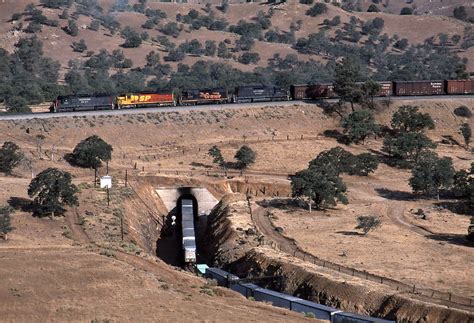 Tehachapi Loop – California Rail Pass