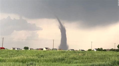 Colorado tornado is caught on camera from land and sky - CNN