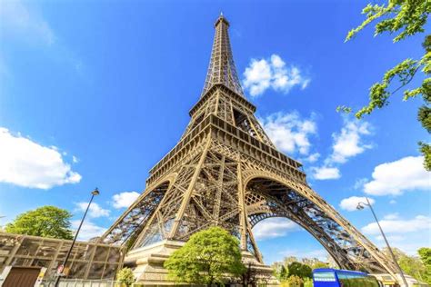 Paris: Direct Eiffel Tower Access & Seine River Cruise | GetYourGuide