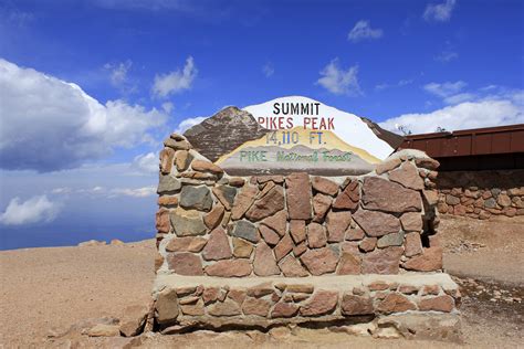 Pikes Peak Marker at Pikes Peak, Colorado image - Free stock photo - Public Domain photo - CC0 ...