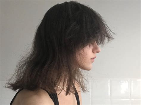 Is there a way to fix my accidental mullet? : r/femalehairadvice