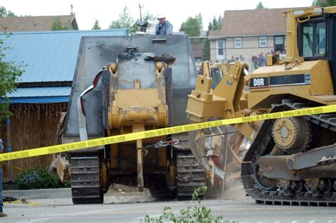 Photo gallery: Inside the bulldozer’s devastation | SkyHiNews.com