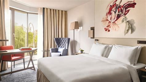 Amsterdam Luxury Hotel Rooms & Suites | Hyatt Regency Amsterdam