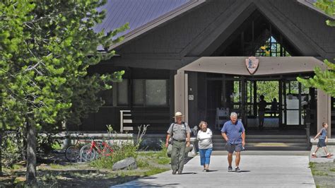 Grant Visitor Center - Yellowstone National Park (U.S. National Park ...