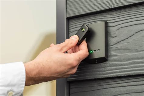 Commercial Key Fob Door Entry Systems | Fob Door Access