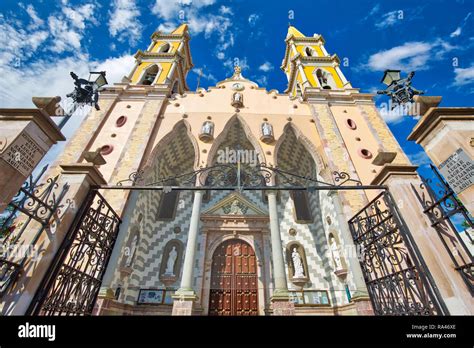 Immaculate Conception Cathedral in Mazatlan historic city center ...