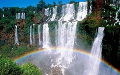 Rainbow in the Iguazu Falls HD wallpaper | Pemanas air, Tenaga surya, Air