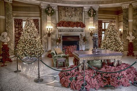 Vanderbilt Mansion Decorated for Christmas Editorial Stock Image - Image of landmark, holidays ...