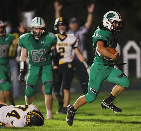 Special teams advance Columbia past Black River, 47-7, for second OHSAA football playoff win in ...