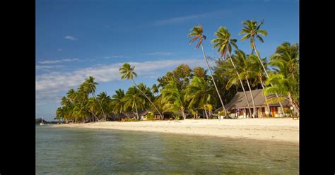 Mamanuca Islands Hotels: Compare Hotels in Mamanuca Islands from £46/night on KAYAK