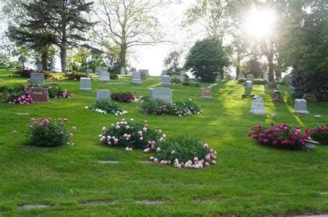 Forest Lawn Memorial Park, Omaha, Nebraska - Burial Records