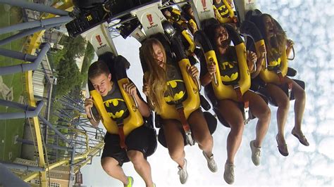 Arriba 70+ imagen batman roller coaster six flags - Abzlocal.mx