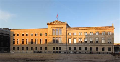 File:Neues Museum Berlin EP1.JPG - Wikimedia Commons