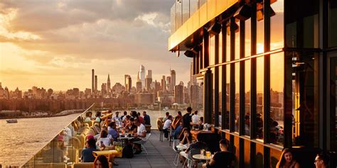 🥇The 6 Best Rooftop Bars in Brooklyn 2024 Interactive Map + Guides