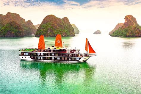 2023 Halong Bay Cruise 2 days 1 night from Hanoi included transfer