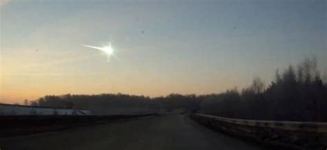 Video: Meteor Explodes Over Russia, Hundreds Injured - Parade