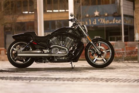 HARLEY-DAVIDSON V-Rod Muscle (2017-2018) Specs, Performance & Photos ...