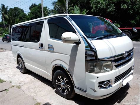 Sri Lanka Van Rentals/Hire - Toyota KDH Van For Rent