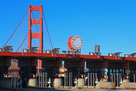 The Entrance Station of Golden Gate Bridge Stock Image - Image of ...