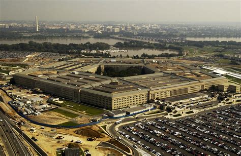 File:US Navy 030926-F-2828D-089 Aerial view of the Pentagon.jpg