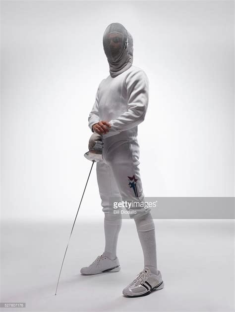 18 best Fencing pose images on Pinterest | Fencing, Fencing sport and ...