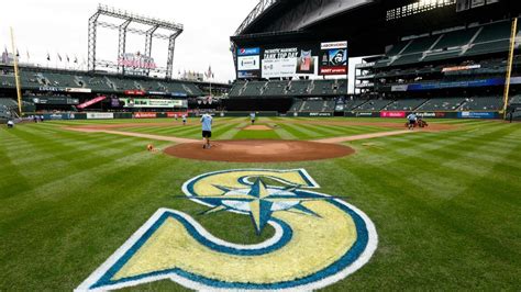 Seattle Mariners to re-air classic games during MLB hiatus in light of ...