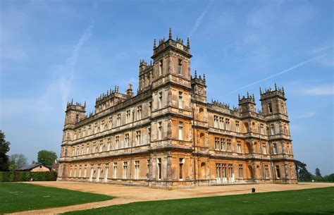 You and a Friend Can Actually Stay in the 'Downton Abbey' Castle