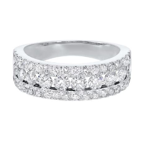 - 14K White Gold Women's Wedding Band - 1.50CT