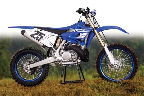 YAMAHA YZ250FX 4-STROKE vs. YZ250X 2-STROKE: FULL TEST - Dirt Bike Magazine