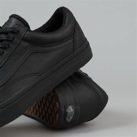 Vans Old Skool MTE Shoes - Black / Leather | Flatspot