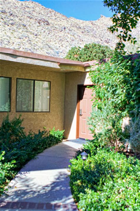 Palm Springs Tennis Club Resort3 - West Coast Condo Rentals