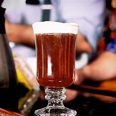 Irish Coffee | AwesomeDrinks Cocktail Recipes