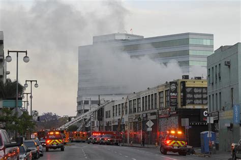 Several firefighters hurt while fleeing explosion in downtown Los ...