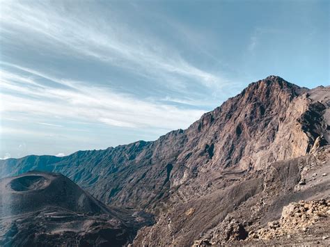 Mount Meru Tanzania – sunrise over Kilimanjaro - Yuppies On Tour