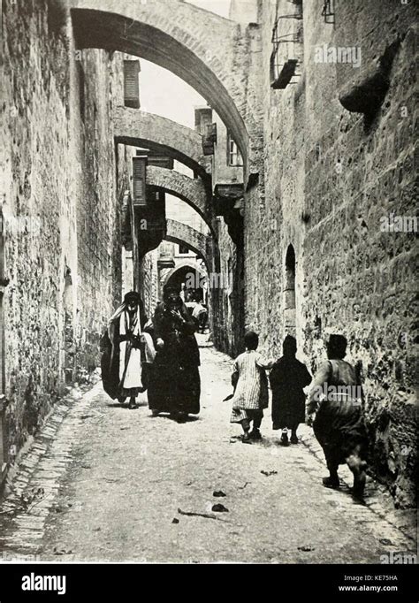 Via dolorosa 1910 Stock Photo - Alamy