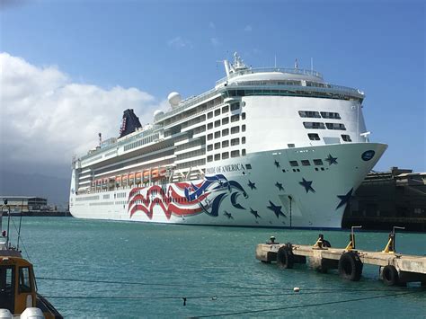 Hawaii on the Pride of America - Pride of America Cruise Review