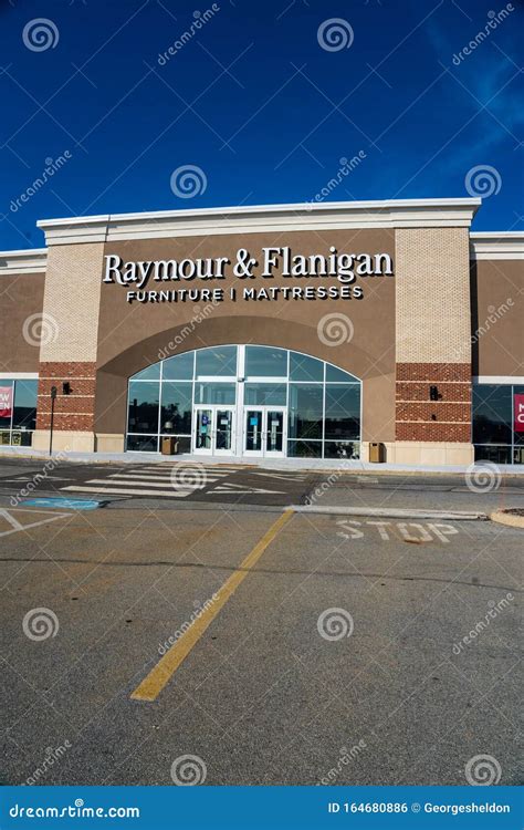 The Raymour & Flanigan Store Editorial Photo - Image of shopping, brand: 164680886