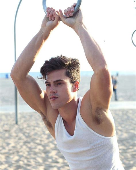 How To Trim Armpit Hair For Guys A Comprehensive Guide - The Definitive Guide to Men's Hairstyles