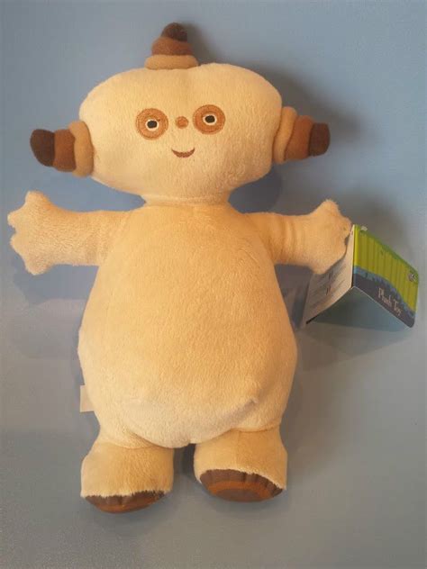 In The Night Garden Makka Pakka Plush 10" | Soft toy, Toys, Plush