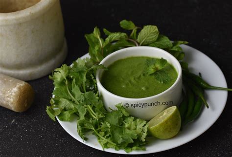 Green chutney recipe or indian dhania pudina chutney recipe