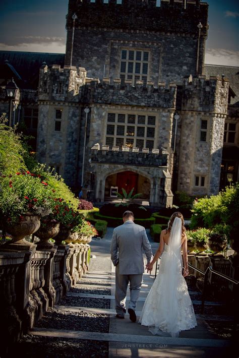 WEDDING AT HATLEY CASTLE | JEN STEELE | Hatley castle, Wedding, Castle