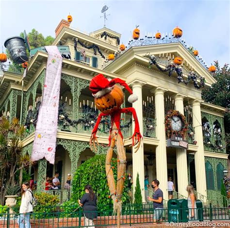 Disneyland Halloween Haunted Mansion