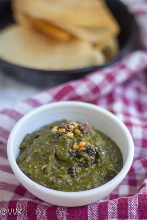 Parsley Chutney | South Indian Style Parsley Thogayal