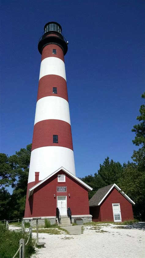 Chincoteague lighthouse, Virginia, 2016 | Lighthouse, Chincoteague island, Wind sock