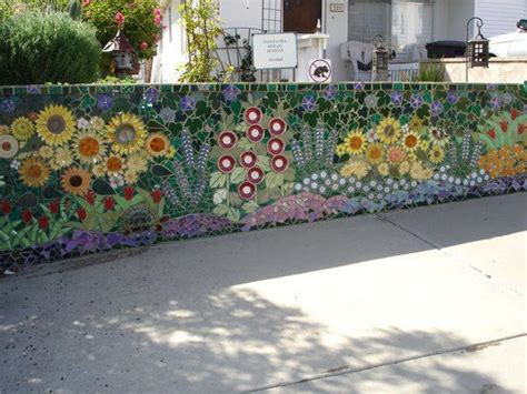 mosaic wall garden | Mosaic garden art, Mosaic wall, Mosaic garden